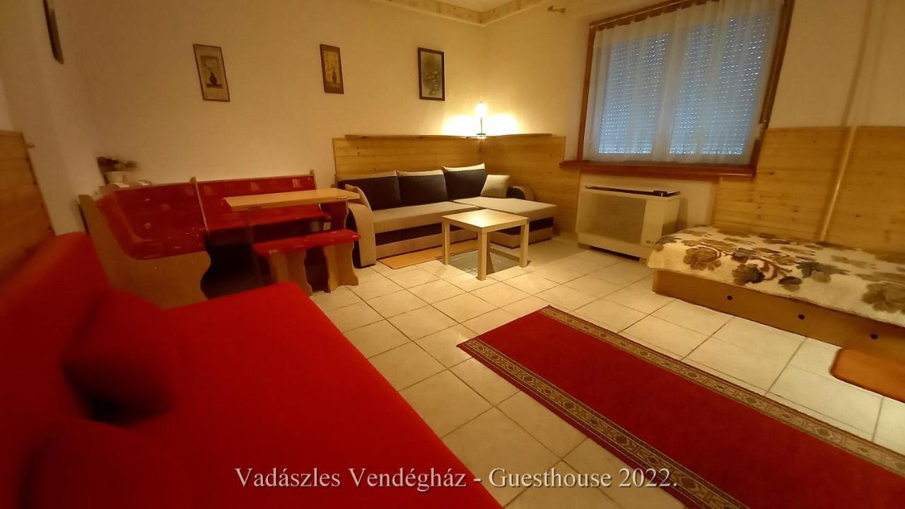 Appartamento Vadászles Vendégház Bukkszentmarton Esterno foto