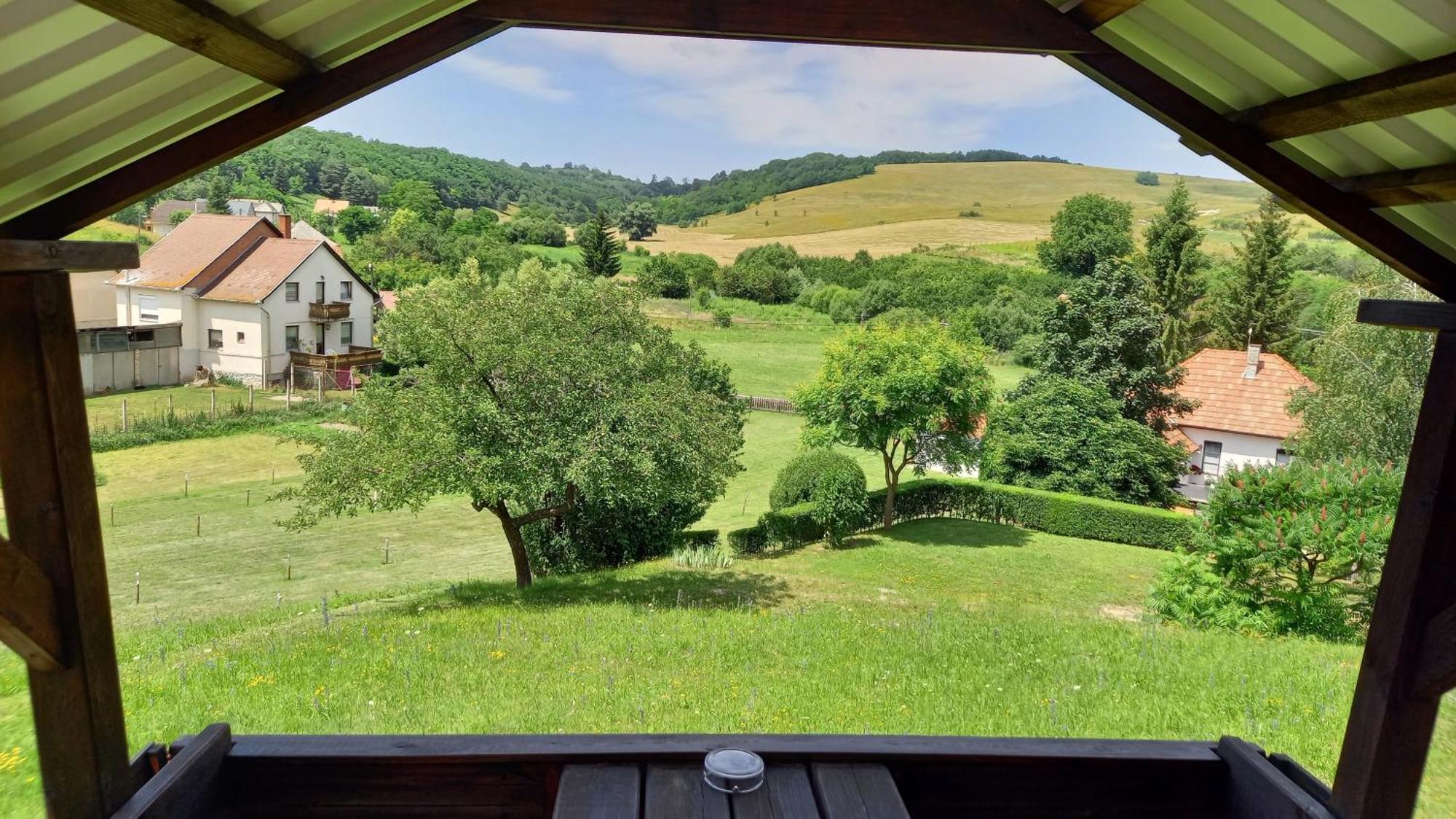 Appartamento Vadászles Vendégház Bukkszentmarton Esterno foto